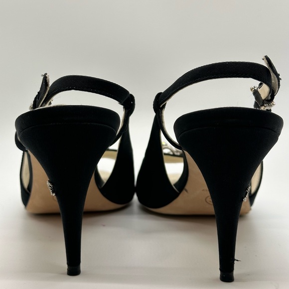 SOLD-CHANEL Crystal Bow pumps G30561 Size 9. - Picture 6 of 14